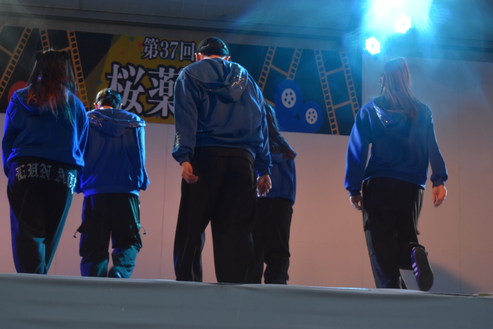 毎年人気のダンスパフォーマンス