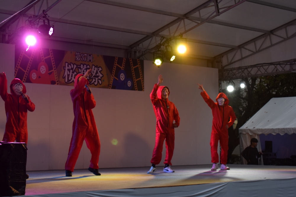 コスプレコンテストパフォーマンス